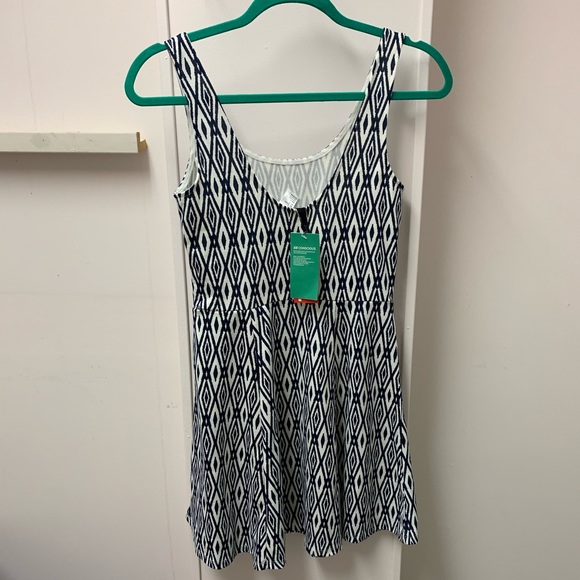 3/$15 NWT H&M Dress - Picture 2 of 4